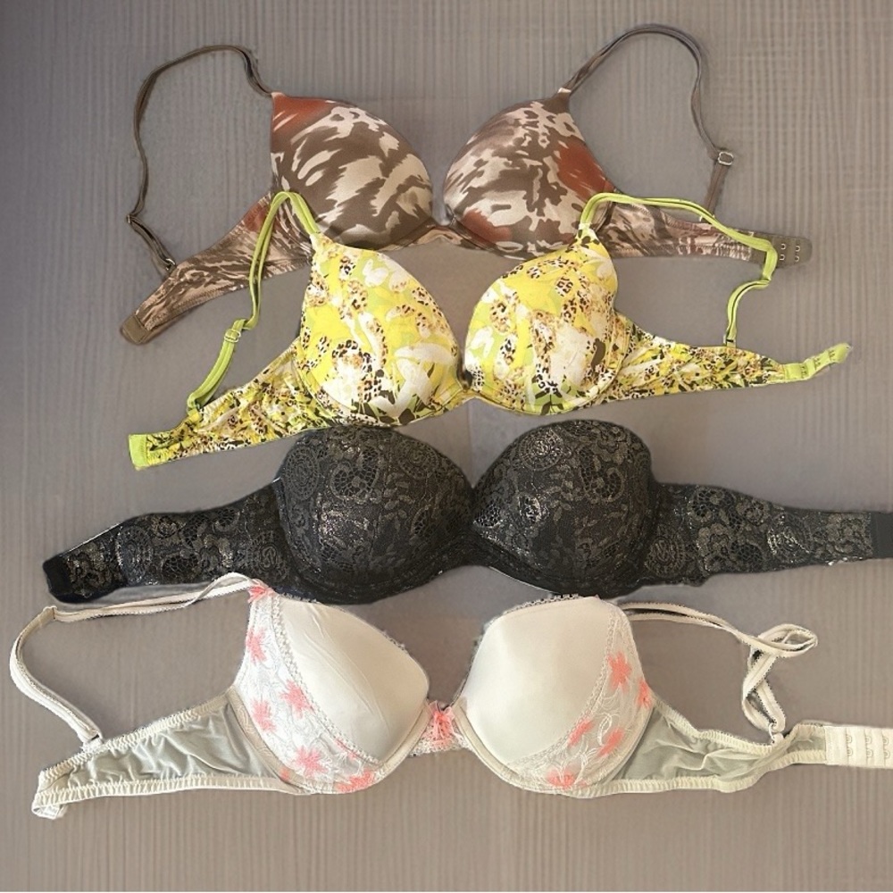 Victorias Secret Lot of 4 Bras 34C Very Sexy Dream Angels